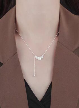 简约轻奢银色牛角包项链女可调节水滴流苏锁骨链高级感百搭颈饰