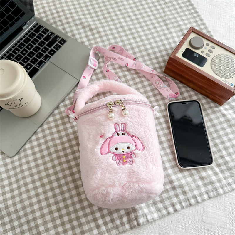 2026新款卡通时尚女孩毛绒手提包收纳水桶包手机女生收纳化妆包小,淘宝优惠券,粉丝福利购,淘宝优惠卷