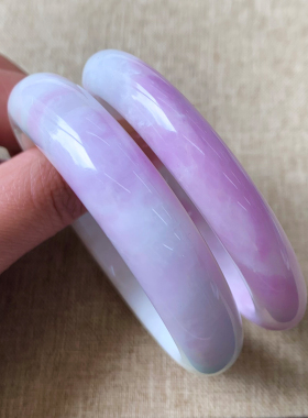 天然俏色奶盖锂辉石手镯水晶饰品