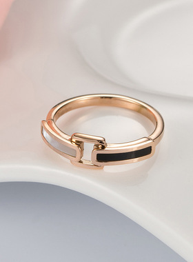 跨境供应不锈钢戒指钛钢指环玫瑰金皮带扣样式镶贝壳戒指