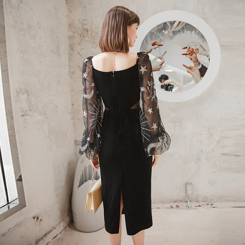 黑色天鹅绒灯笼袖包臀裙法式连衣裙 onerila连衣裙