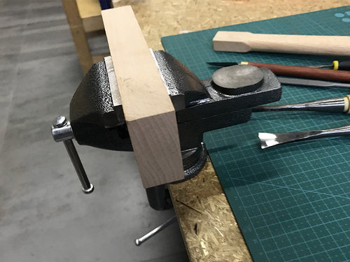 木工桌虎钳 小型重型台虎钳多功能旋转工作台虎夹核桃夹桌用台钳 - 图1