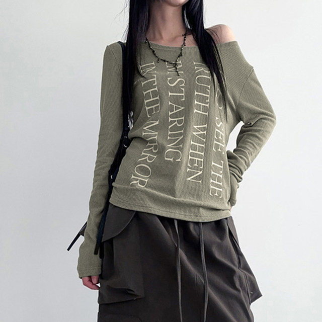 American casual style lazy loose shoulder T-shirt for women