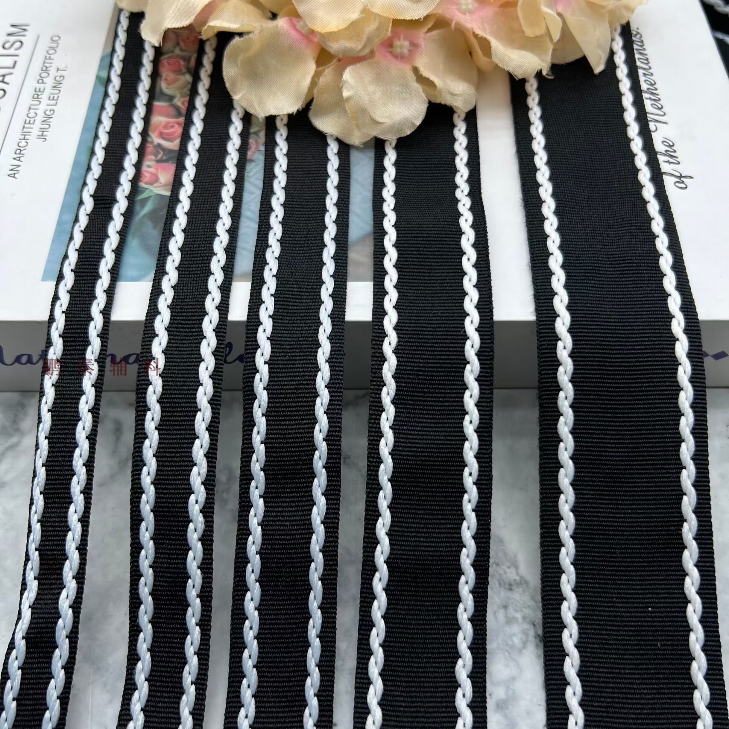 平纹织带无梭黑白色织带 服装辅料装饰带无弹力花边彩带diy薄柔软