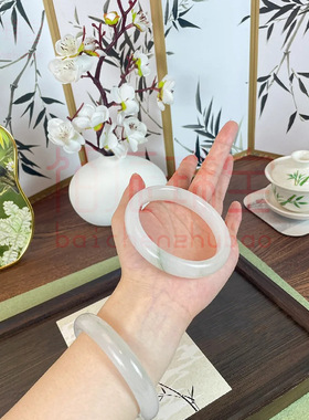 新疆玉石天山翠手镯一抹翠天山翠玉手镯少翠飘花微翠玉镯工厂