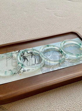 高冰种翡翠色白色玉手镯石英岩玉白月光手镯水沫透圆条飘花美人镯