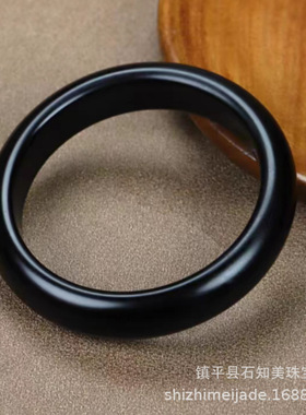 天然新疆和田玉墨玉手镯黑羊脂踏青亮光黑色圆条玉镯女款现货