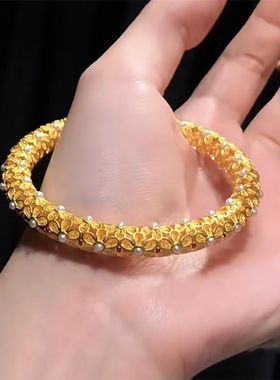 一眼万年璀璨星河珍珠手镯古法黄金色轻奢高级感复古气质新年配饰