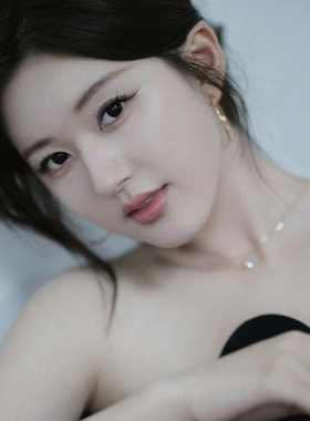 kevkev赵露思综艺同款小众轻奢三角形设计形吊坠项链s925纯银简约