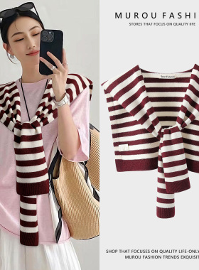 红色条纹针织小披肩女外搭配裙子