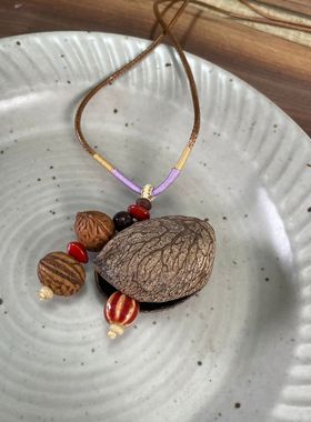 新中式天然果壳摇铃项链风铃疗愈系挂饰果壳项坠满愿种子吊坠