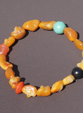 方言新疆黄沁金包银籽料吊坠手串