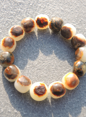 惊呆了方言和田玉臻品老熟细腻颗颗枣红皮白玉籽料16mm手串手链S