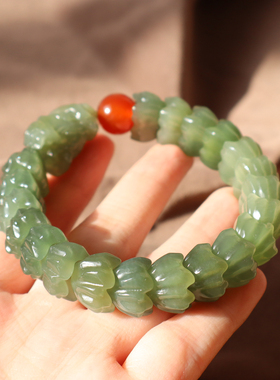 青海湖水绿牛油果色豪华龙骨手串