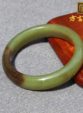火了方言和田玉精品温润细腻新疆且末料青黄口带糖内径57mm手镯O8