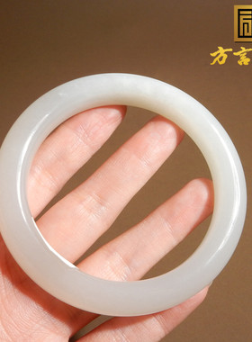 青海料冰底白玉内径58mm正装手镯