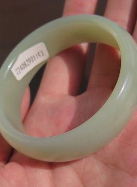 抢疯了方言和田玉精品新疆且末料青白玉油润内径54mm宽条手镯子X5