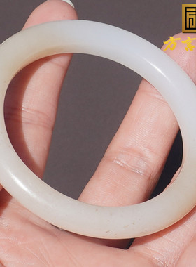 和田玉新疆细腻羊脂白玉带糖手镯
