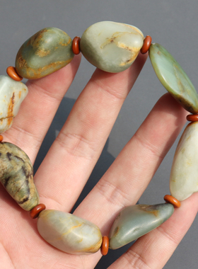 放漏方言精品和田玉新疆玉龙河老熟黄沁皮翠青籽料意境原石手串A8