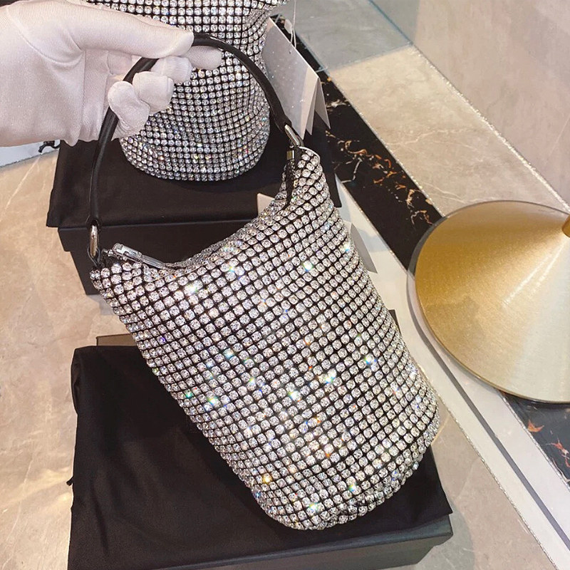 花田村大王水钻包2020新款女水桶包 花田村女士包袋