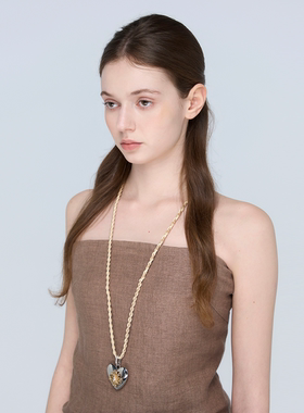 Blingkolio爱心雏菊绳编项链