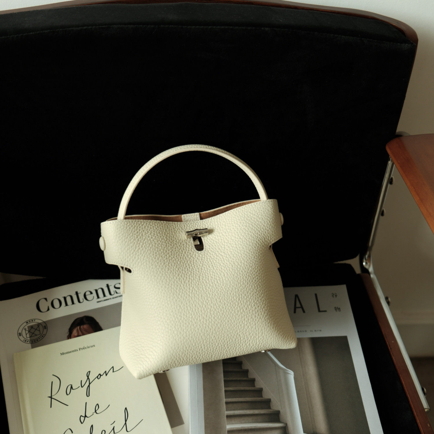 【EZRO】一作 质感头层牛皮竹节锁扣可爱手提女斜挎小方包吐司包,淘宝优惠券,粉丝福利购,淘宝优惠卷