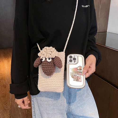 手工钩针成品小羊手机包毛线编织零钱包斜挎包女士可爱卡通手机袋 - 图2