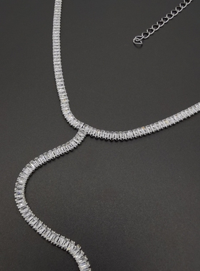 外贸饰品A10新款质感异形黄铜镶嵌水晶锆石精致长流苏春款女项链