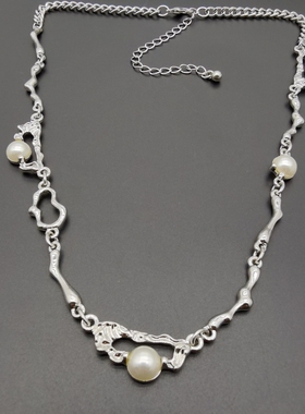 外贸饰品A9新款质感异形不规则镶嵌珍珠精致百搭气质项链走秀街拍