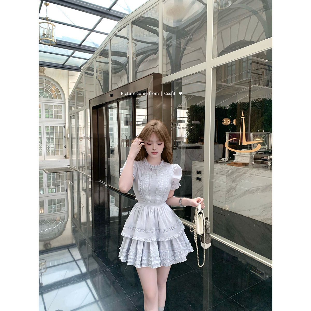 迟伞伞25/ss 巴黎小雨 蓝灰蕾丝蝴蝶结纯棉重工泡泡袖花边连衣裙 - 图0