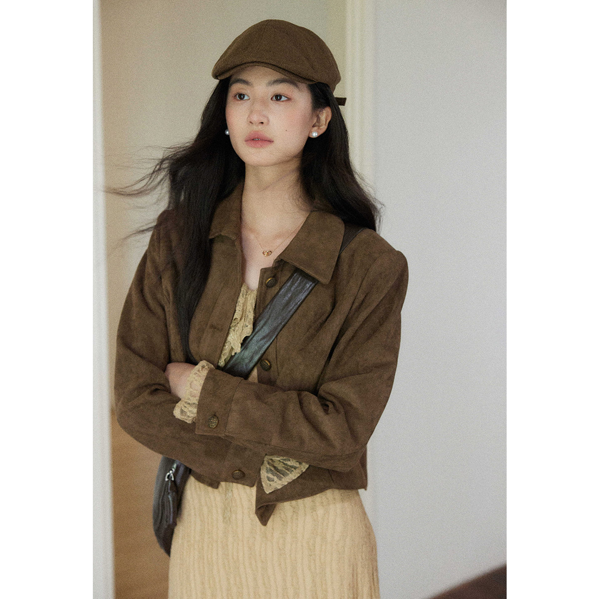 贰羊设计【初絮】法式温柔气质针织蕾丝连衣裙女喇叭袖修身收腰裙