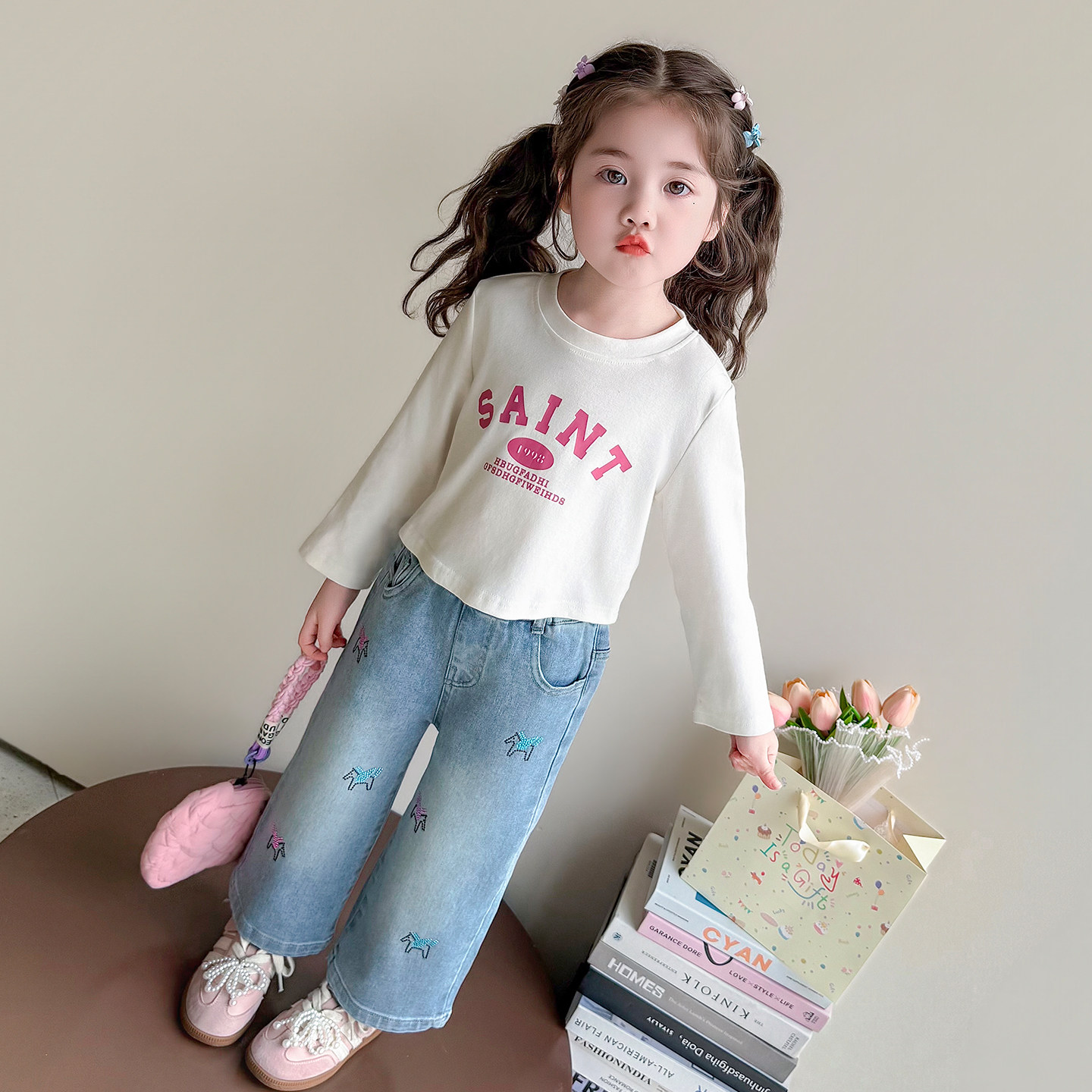 中小女童刺绣牛仔裤春秋款2026新款宝宝儿童洋气宽松直筒阔腿裤子,淘宝优惠券,粉丝福利购,淘宝优惠卷