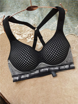 44B ຢູໂຣບ ແລະອາເມຣິກາ polka dot Fitness no steel ring shoulder shockproof cross sports bra 70D75C90BC