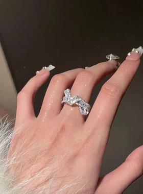 排钻纽结银色闪钻简约戒指