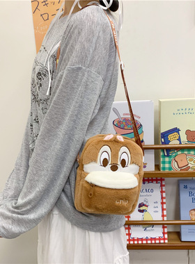 卡通松鼠可爱玩偶包朱迪尼克周边毛绒斜挎包日系维尼熊单肩包批发