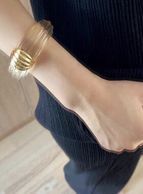 湖蓝亚克力开口手镯手环