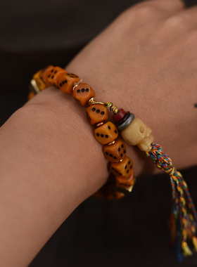 藏式牛骨雕刻骰子搭配阿呆吊坠手串