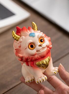 可爱红色陶瓷火麒麟客厅办公室招财镇宅装饰品麒麟神兽汽车小摆件