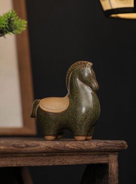 唐马茶宠摆件招财客厅玄关酒柜摆件陶瓷家用客厅办公茶桌茶宠摆件