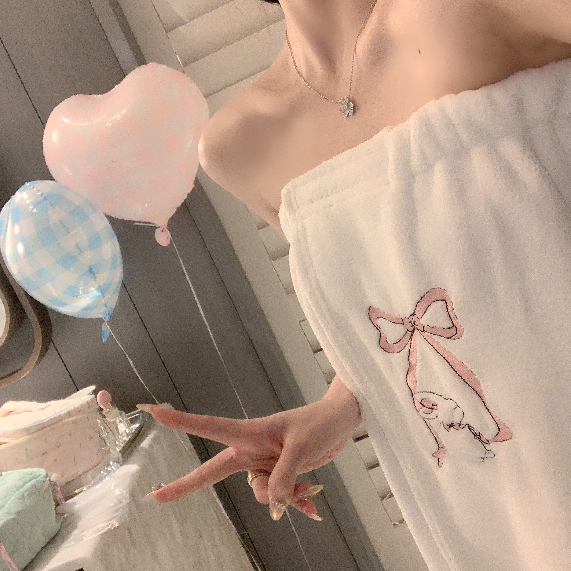 捞捞酱「小兔泡泡浴」珊瑚绒吸水浴裙浴巾可爱魔术贴可裹速干少女,淘宝优惠券,粉丝福利购,淘宝优惠卷