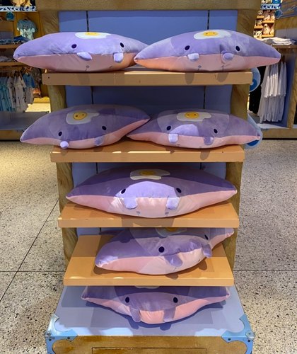 珠海长隆海洋纪念品 魔鬼鱼企鹅海豚软体毛公仔抱枕毛绒玩具靠垫 - 图0