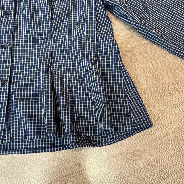 ເສື້ອ plaid ດູໃບໄມ້ລົ່ນໃຫມ່ເຮັດໃຫ້ທ່ານເບິ່ງອ່ອນກວ່າແລະອ່ອນກວ່າ