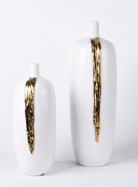 黑色鎏金陶瓷现代中式风工艺品