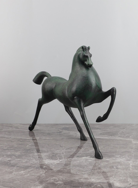 新中式侘寂风金属马雕塑摆件蘑菇