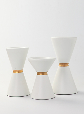 现代简约陶瓷高级灰白烛台摆件