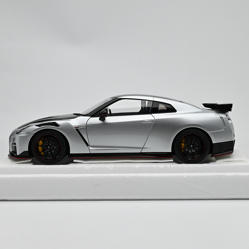 Autoart奥拓 1:18 GTR R35 Nismo 2022 汽车模型 可开门 成品收藏 - 图0