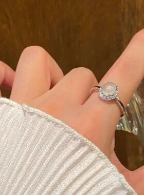新款S925纯银高冰透白玉髓鸽子蛋戒指女锆石精致轻奢高级感送女友
