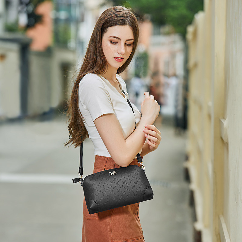 稻草人真皮单肩女2019新款斜挎小包 mexican稻草人海鲸女士包袋