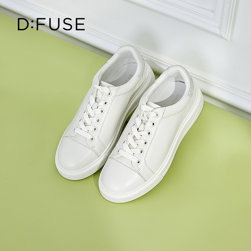 DFuse迪芙斯春季羊皮圆头烫钻小白鞋休闲板鞋DF31112293