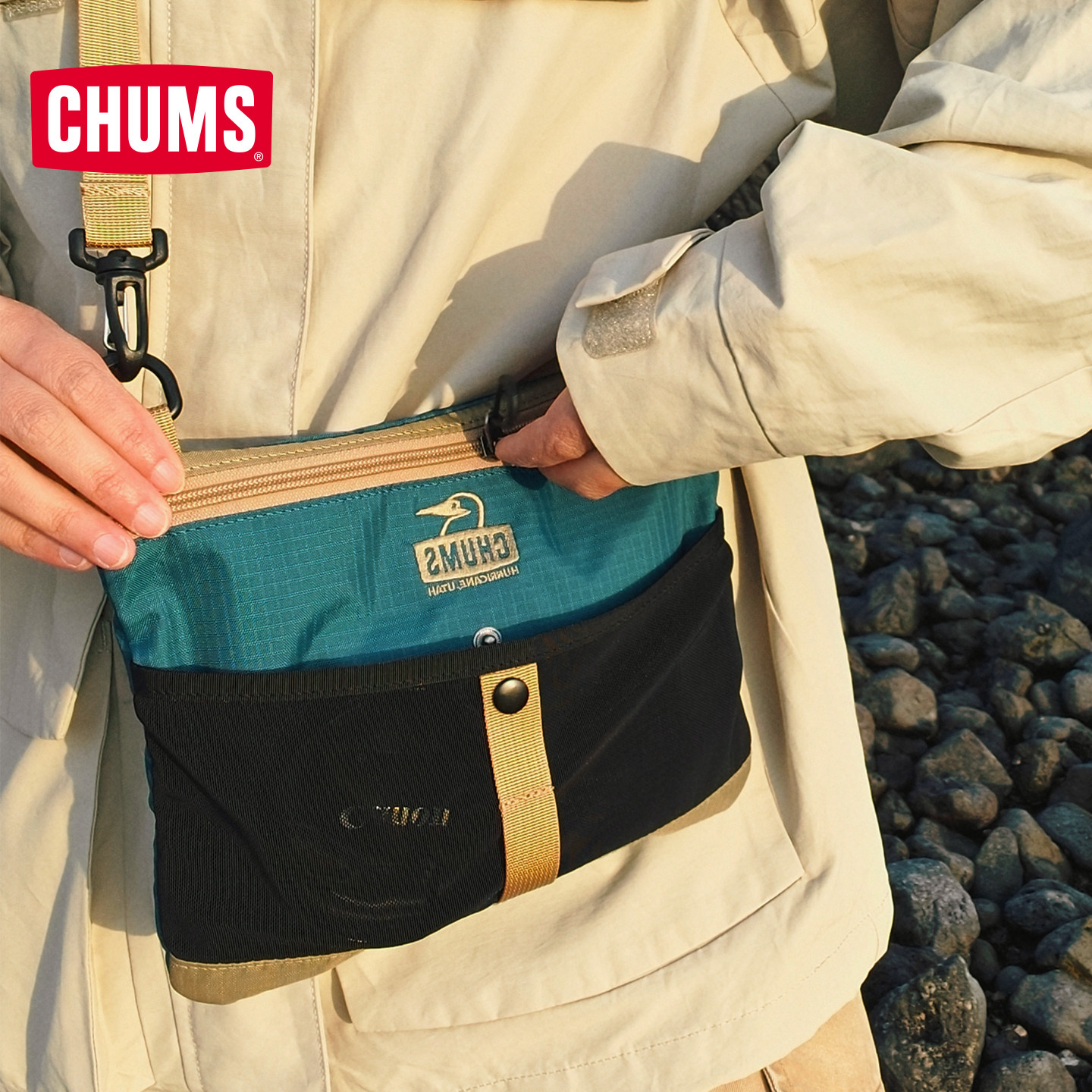 CHUMS Qiaqianiao color-blocked commuter crossbody shoulder bag